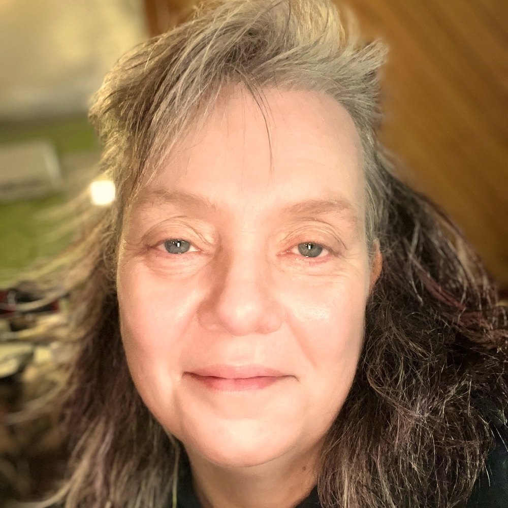 Meet your Posher, Dannette